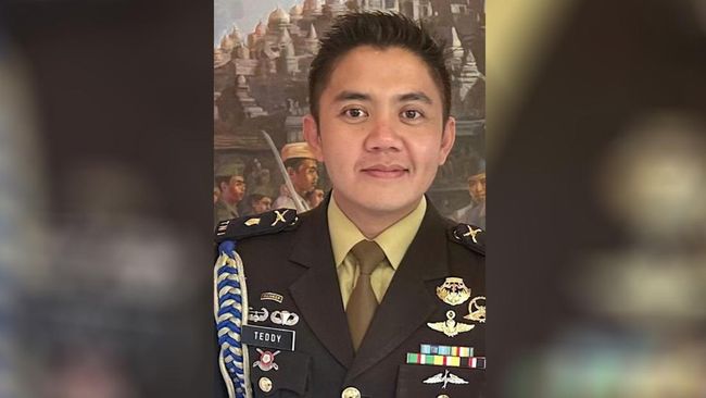 Prabowo Tunjuk Mayor Teddy Jadi Sekretaris Kabinet