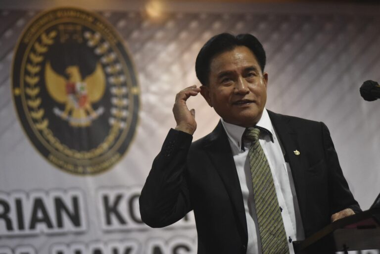 Dihujat Sebut ‘Gentle’, Yusril Tantang Advokat di Pengadilan